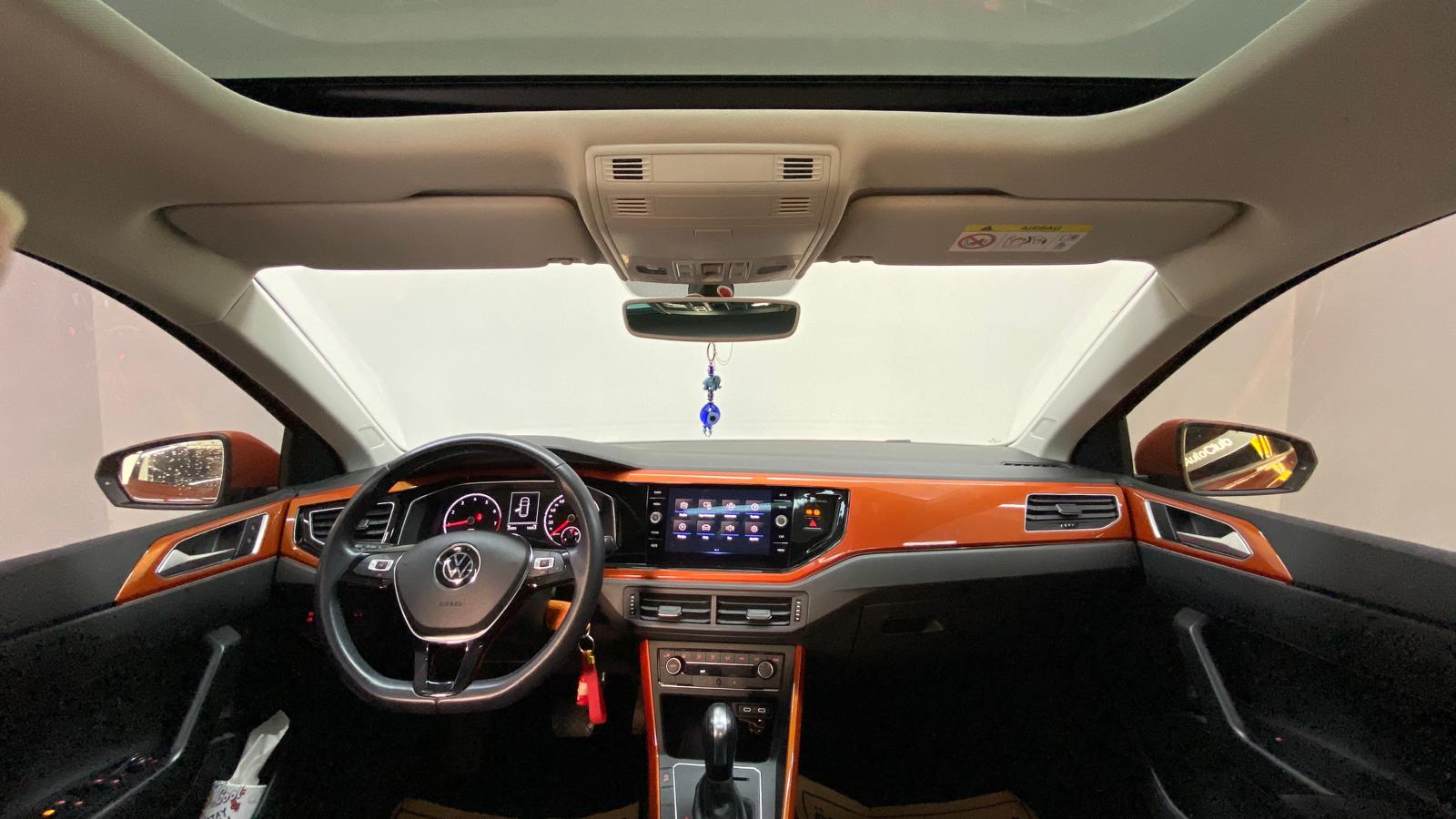 VOLKSWAGEN POLO 10